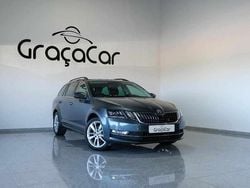 Cinzento oscuro Usado 2020 Skoda Octavia Style Carrinha | € 20.900 (Preço elevado)
