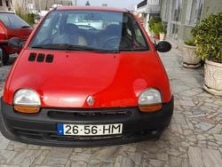 Vermelho Usado 1996 Renault Twingo Citadino | € 2.100