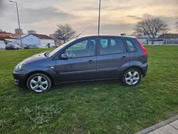 Cinzento Usado 2008 Ford Fiesta Citadino | € 4.990 (Preço justo)