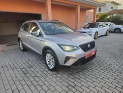 Cinza Usado 2024 Seat Arona Style SUV | € 18.990 (Preço justo)