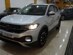 Cinzento Usado 2023 VW T-Cross Life SUV | € 19.900 (Preço justo)