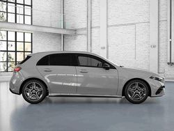 Cinzento Novo 2025 Mercedes A180 Style Citadino | € 47.365