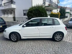 Usado 2005 Fiat Stilo Sedan | € 1.900
