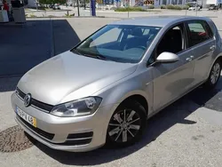Cinzento Usado 2015 VW Golf VII Citadino | € 12.000 (Bom preço)