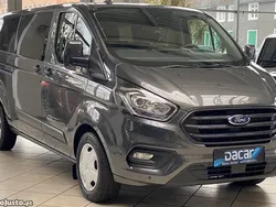 Cinza Usado 2022 Ford Transit Custom Trend Monovolume | € 32.899 (Caro)