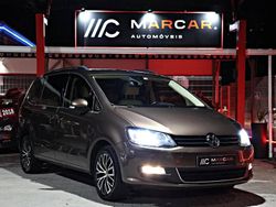Castanho Usado 2013 VW Sharan Highline Monovolume | € 26.000
