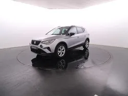 Cinzento Usado 2023 Seat Arona SUV | € 20.900 (Preço elevado)
