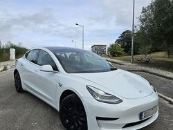 Usado 2019 Tesla Model 3 Standard Range Sedan | € 18.450 (Preço justo)