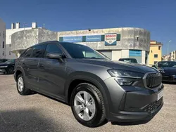 Cinza Novo 2024 Skoda Kodiaq Ambition SUV | € 39.999 (Preço justo)