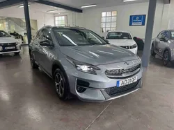 Cinzento Usado 2020 Kia XCeed First Edition SUV | € 19.490 (Preço justo)
