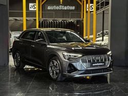 Cinzento Usado 2022 Audi e-tron S-Line SUV | € 39.990 (Bom preço)