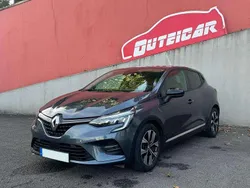 Cinza Usado 2022 Renault Clio V Techno | € 14.900 (Bom preço)