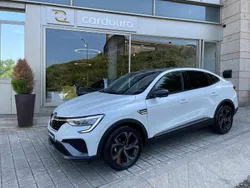 Branco Usado 2022 Renault Arkana SUV | € 25.900 (Preço justo)
