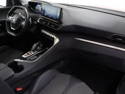 Vermelho Usado 2022 Peugeot 3008 Allure SUV | € 28.500 (Preço justo)