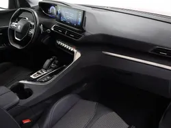 Vermelho Usado 2022 Peugeot 3008 Allure SUV | € 28.500 (Preço justo)
