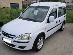 Branco Usado 2006 Opel Combo Monovolume | € 4.950