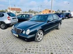 Preto Usado 2000 Mercedes E270 Avantgarde Sedan | € 6.800