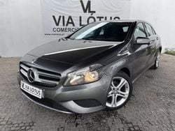 Cinza escuro Usado 2015 Mercedes A180 Urban | € 14.500 (Preço justo)