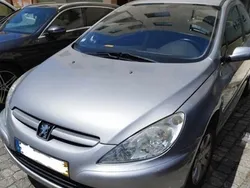 Cinzento Usado 2004 Peugeot 307 Citadino | € 1.800 (Super Preço)