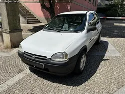 Branco Usado 1998 Opel Corsa Swing Citadino | € 1.950
