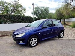 Usado 2000 Peugeot 206 Sedan | € 2.800 (Preço justo)