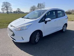Branco Usado 2013 Ford B-MAX Titanium Monovolume | € 9.490 (Preço justo)