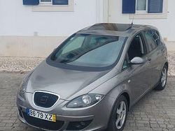 Usado 2004 Seat Altea Sport Sedan | € 3.500