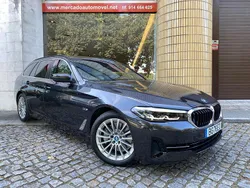 Cinza Usado 2023 BMW 530 Performance Carrinha | € 41.900
