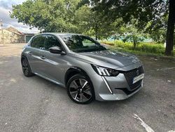 Cinza Usado 2020 Peugeot e-208 GT-line Citadino | € 17.990 (Preço elevado)