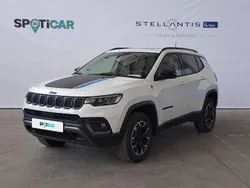 Branco Usado 2023 Jeep Compass Trailhawk SUV | € 33.500 (Preço justo)