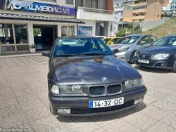 Cinza Usado 1994 BMW 318 Sedan | € 3.990