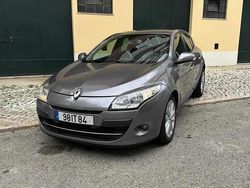 Cinzento Usado 2010 Renault Mégane III Citadino | € 6.000 (Preço justo)