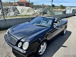 Preto Usado 2000 Mercedes CLK230 Avantgarde | € 9.490 (Preço justo)