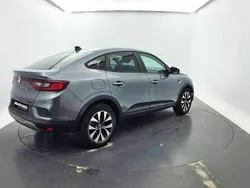 Cinza Usado 2023 Renault Arkana Evolution SUV | € 25.990 (Super Preço)
