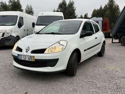 Branco Usado 2007 Renault Clio II | € 3.900 (Preço justo)
