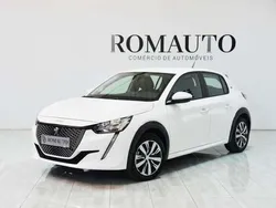 Branco Usado 2021 Peugeot e-208 Active Citadino | € 19.900 (Preço justo)
