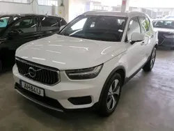 Branco Usado 2021 Volvo XC40 Inscription SUV | € 30.990 (Preço justo)