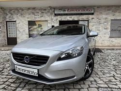 Cinza Usado 2015 Volvo V40 Momentum Carrinha | € 14.250 (Preço justo)