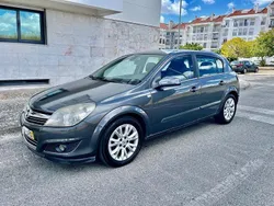 Usado 2009 Opel Astra Sport Sedan | € 3.500 (Bom preço)