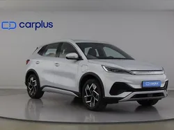 Branco Usado 2023 BYD Atto 3 SUV | € 29.990 (Preço justo)