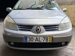 Usado 2006 Renault Scénic II Luxe Monovolume | € 3.670 (Preço justo)