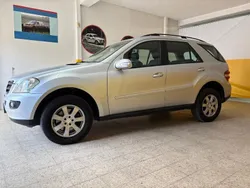Cinza Usado 2009 Mercedes ML320 SUV | € 17.750