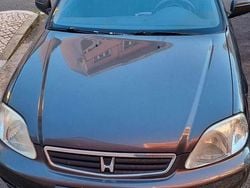 Cinzento Usado 1998 Honda Civic Sedan | € 3.500