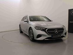 Prateado Usado 2024 Mercedes E220 Carrinha | € 52.990 (Preço justo)