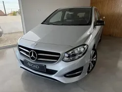 Cinza prata Usado 2015 Mercedes B180 Urban Monovolume | € 14.750 (Preço justo)