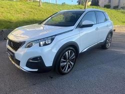 Branco Usado 2017 Peugeot 3008 Active Carrinha | € 15.900 (Preço justo)
