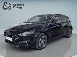Phantom black (metalizada) Usado 2023 Hyundai i30 Style Sedan | € 20.850 (Preço justo)