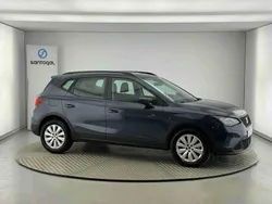Cinzento Usado 2024 Seat Arona SUV | € 19.990 (Preço justo)
