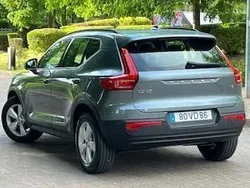Cinza Usado 2018 Volvo XC40 SUV | € 22.497 (Preço justo)