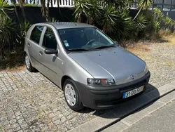 Cinzento Usado 2001 Fiat Punto Citadino | € 1.500 (Preço justo)